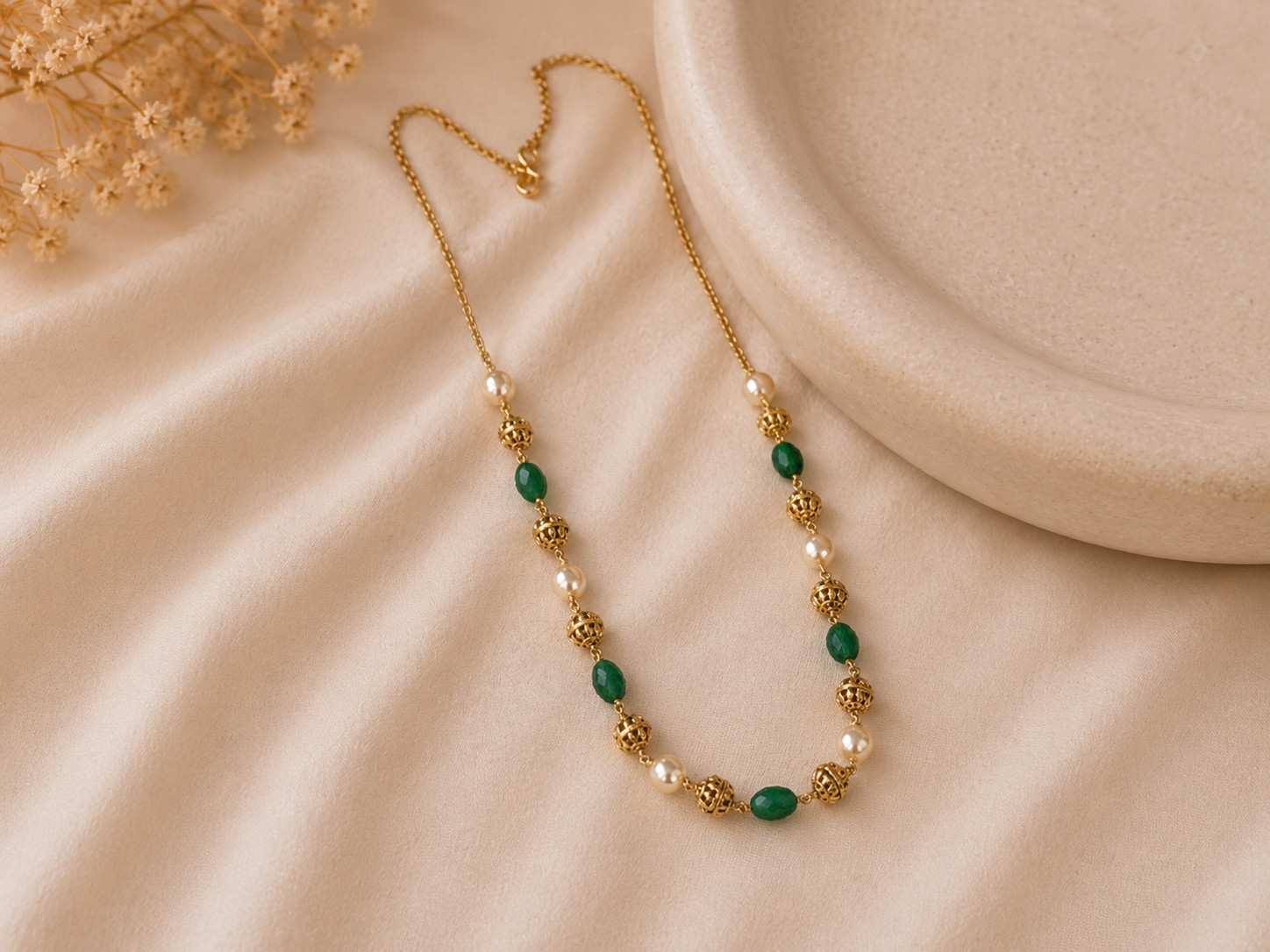 Emerald Green Beaded Pearl Necklace