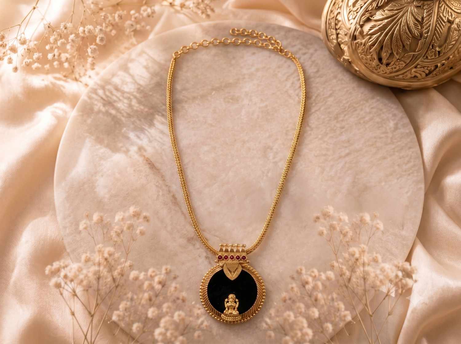 Lakshmi Motif Manga Palakka Necklace